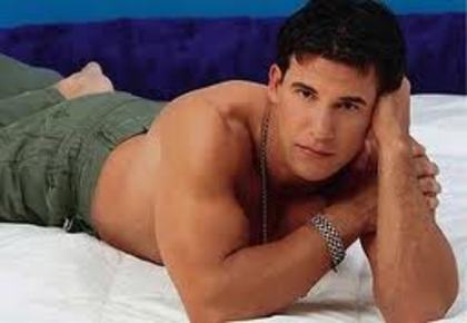 images (89) - Jorge Aravena