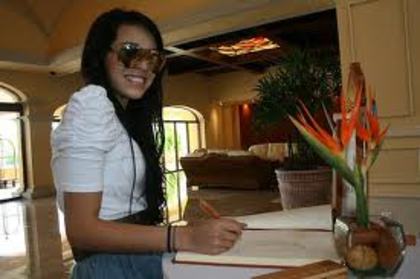images (53) - Danna Paola