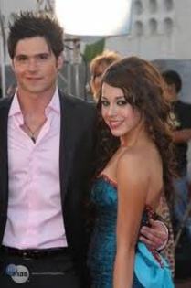 images (1) - Danna Paola