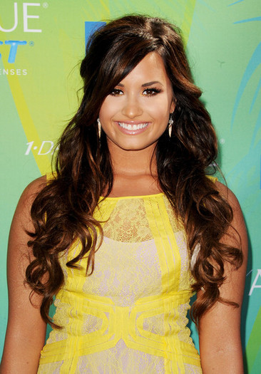 Demi Lovato - DEMI LOVATO LA TEEN CHOICE AWARDS 2011