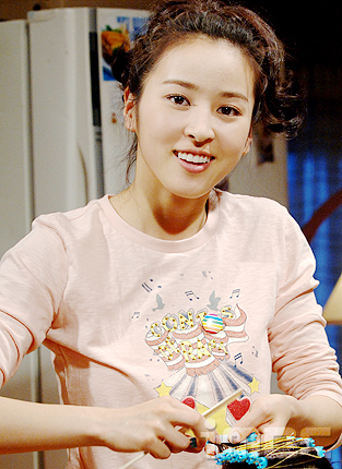 GS_plus_04 - Han Hye Jin - mooolte poze