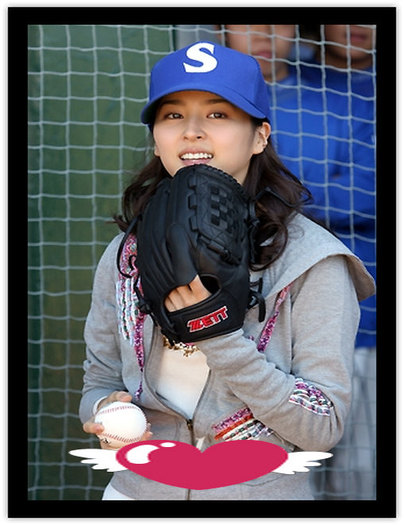 photo30211no143761x4 - Han Hye Jin - mooolte poze