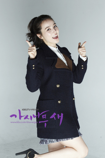 189010017l - Han hye jin - mooolte poze 1