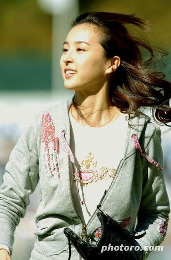 20051015144017005 - Han hye jin - mooolte poze 1