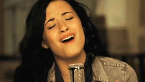 Demi Lovato (76)