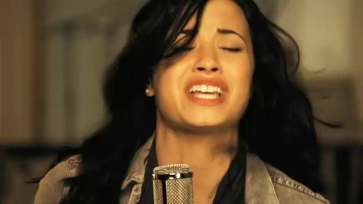 Demi Lovato (78)