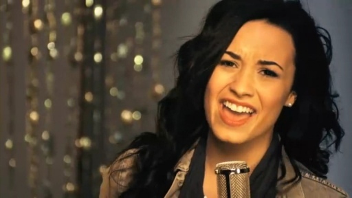 Demi Lovato (92)