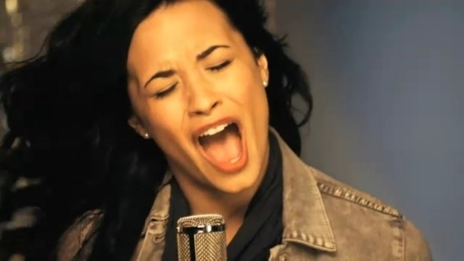 Demi Lovato (94)