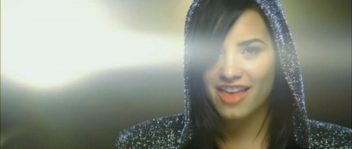 Demi Lovato (40)