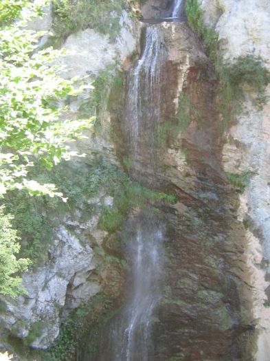 Idem.; Cascada Vânătările Ponorului
