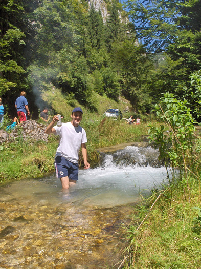 apadambovicioara 2011 002