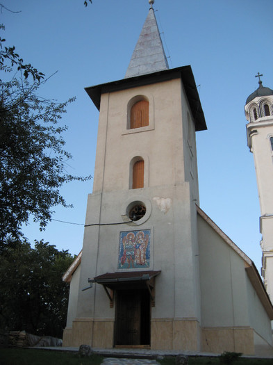 Biserica din Ghelari 003