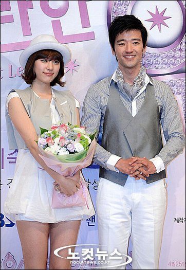 267553_124682300951304_100002286031963_199483_1664623_n - o Han Hyo Joo o