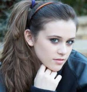 caitlin beadles - voteaza 5 STOP VOT