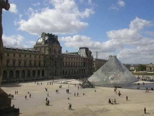 Poze Louvre Poze din paris Franta Imagini Vacanta Paris - PARISUL