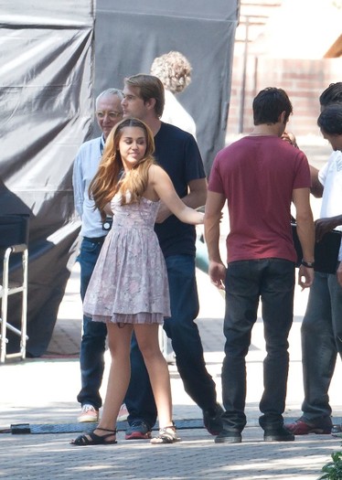 031 - 0-0On The Set At The Ucla Campus In Los Angeles