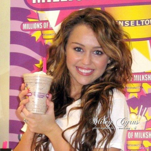 0099035425 - 0 x- Miley Ray Glittery