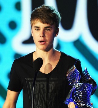  - 2011 SHOW VH1 Do Something Awards August 14th