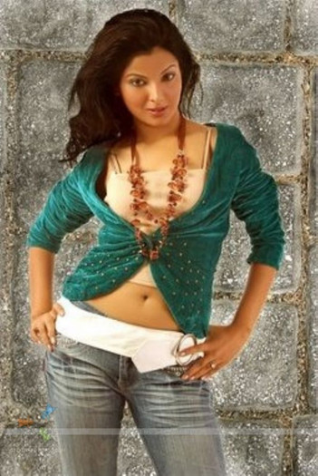 41488-smrity-sinha - smriti sinha-maleeka mehra