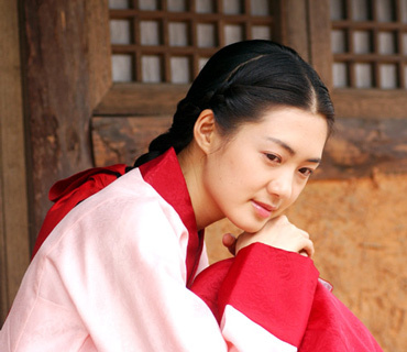 Lee Yo Won - Cele mai frumoase actrite in hanbok II
