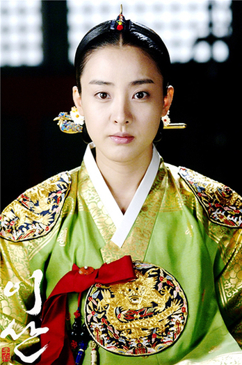 Park Eun Hye - Cele mai frumoase actrite in hanbok II