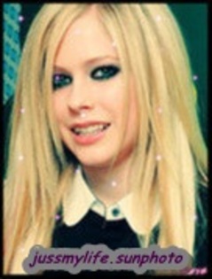 5 - 0 poze Avril Lavigne 0
