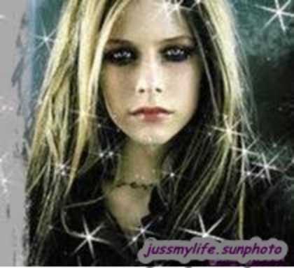 17 - 0 poze Avril Lavigne 0