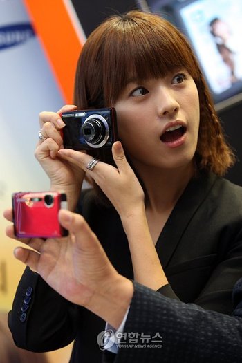 Korea smiling Angel Han Hyo Joo (126)