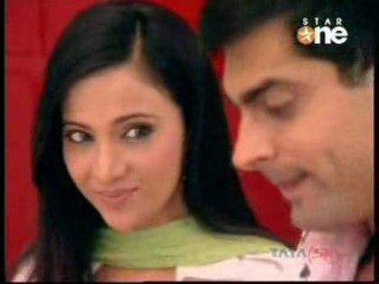 246789_125953680818211_100002107407465_203768_2383872_n - xxKaran Singh Grover si Shilpa Anandxx