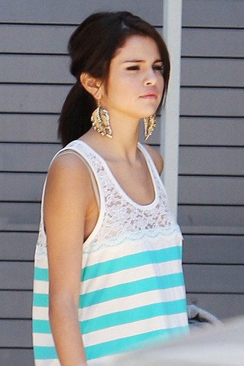 Selena Gomez Justin Bieber Selena Gomez LA 6Yyrp3lARy7l - Selena Gomez