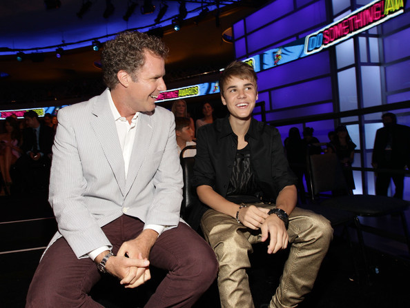 Justin+Bieber+2011+VH1+Something+Awards+Backstage+jUrXxI2we_Xl