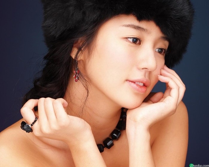 South Korean female artist Yoon Eun-Hye (48)