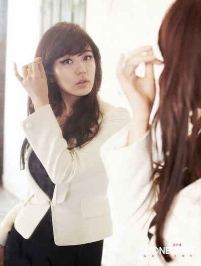 South Korean female artist Yoon Eun-Hye (120)