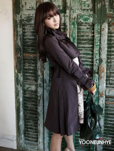 South Korean female artist Yoon Eun-Hye (123)