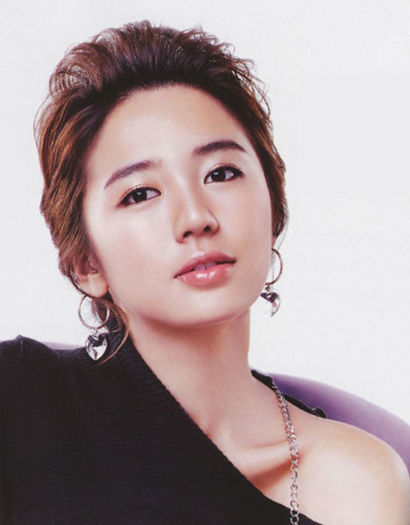 South Korean female artist Yoon Eun-Hye (179)