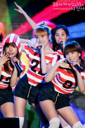 Sunny Lee Soon Kyu, member of the Korean girl group Girls Generation (45)