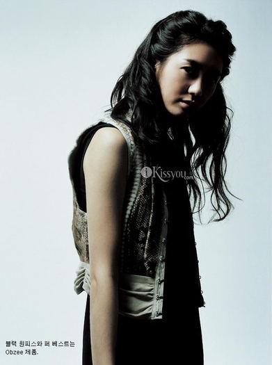 Beautiful South Korean actress Lee Yo Won picture (141)
