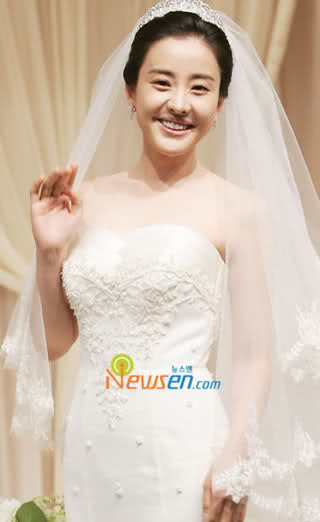 2ld866t - Park Eun Hye - poze de la nunta