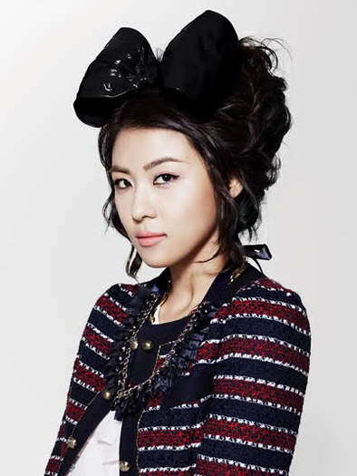 3523ihc - Ha Ji Won - Compagna 2010