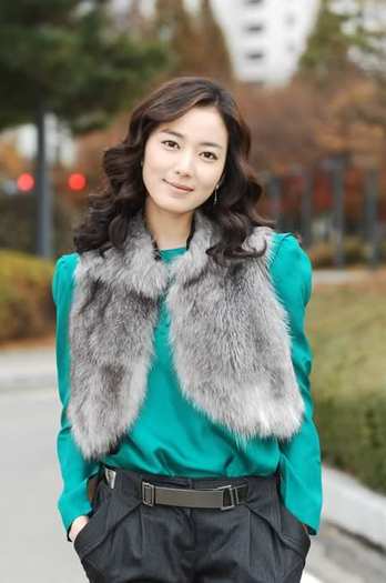 ibjhuf - Lee So Yeon - poze alese