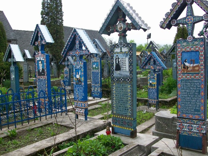 Cimitirul Vesel-Sapanta