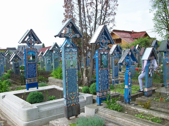 Cimitirul Vesel-Sapanta