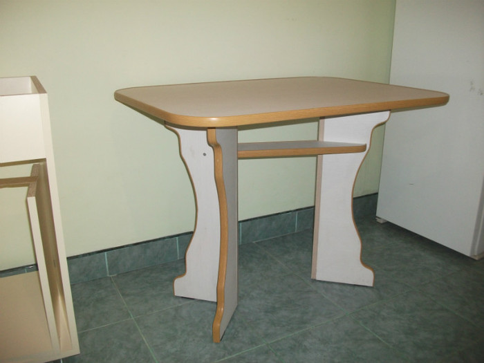 masa bucatarie 950*700