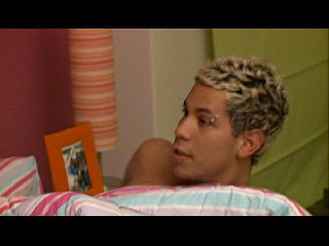 RBD La Familia 1x01 [DVDRip] [TusSeries] [MediaRips] [By Marcelo]-156