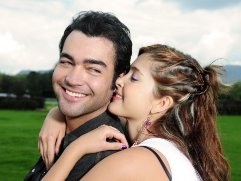 her_parejasdelmonte_002_130998737448___485x364 - Los herederos del monte