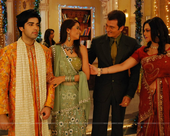 33217-a-scene-from-the-show-sapna-babul-ka-bidaai