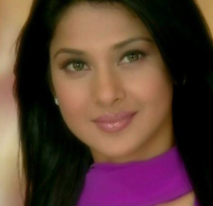 270687_219771834729237_145556422150779_660075_7952736_n - xxJennifer Winget-Ridhima xx