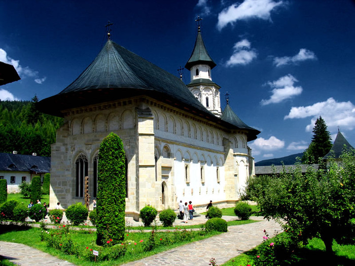 Putna - manastiri din Romania