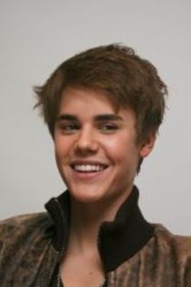 199964-justin_bieber.[1] - justin bieber cel mai bogat adolescent de la hollywood