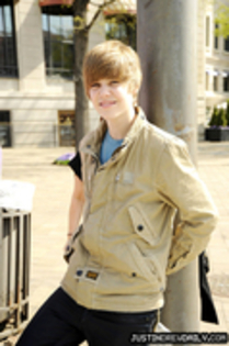 justin bieber (2)